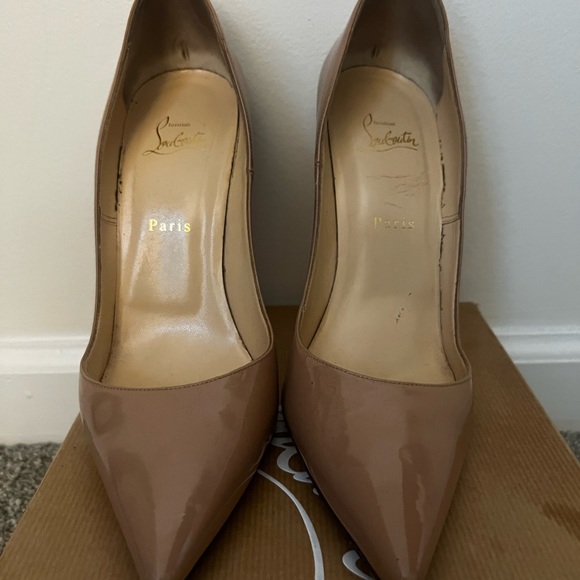 Christian Louboutin Nude So Kate - Picture 6 of 8
